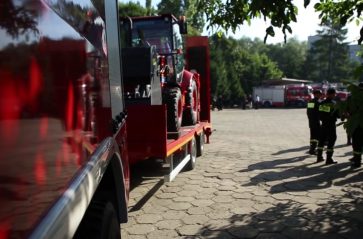 Koparko-ładowarka dla krakowskiej straży pożarnej