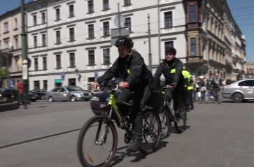 Strażnicy miejscy na rowery – sezon patrolowy rozpoczęty
