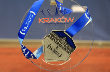 Na miesiąc przed 16. PZU Cracovia Maraton blisko 6 tysięcy biegaczy ma już numery startowe!