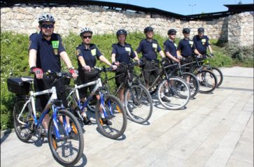 Strażnicy miejscy wsiedli na rowery