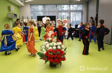 Przedszkolaki świętowały w nowym budynku