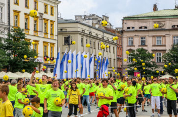 Pobiliśmy rekord Guinnessa w podbijaniu piłki nożnej!