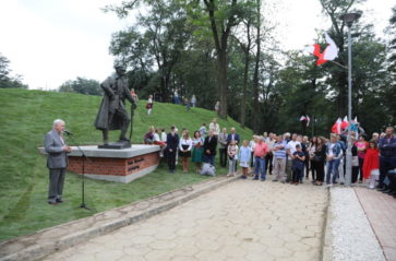 Odsłonięcie pomnika Marszałka Józefa Piłsudskiego