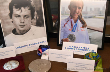 Medale olimpijskie na wystawie w magistracie