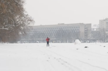 Na narty biegowe na Błonia