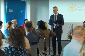 Jak zarządzać edukacją, gdy demografia zmienia kurs