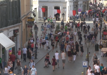 Najem krótkoterminowy w miastach turystycznych – równowaga między turystyką a lokalną społecznością