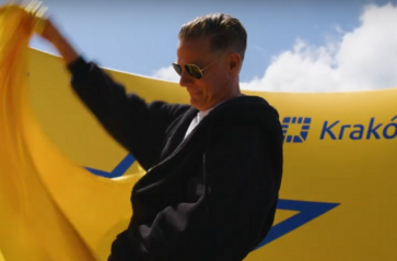 Bryan Adams odsłonił własną gwiazdę w Alei Gwiazd RMF FM i Miasta Krakowa