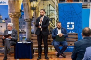 Za nami „ławka dialogu” w Nowej Hucie