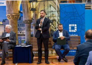 Za nami „ławka dialogu” w Nowej Hucie